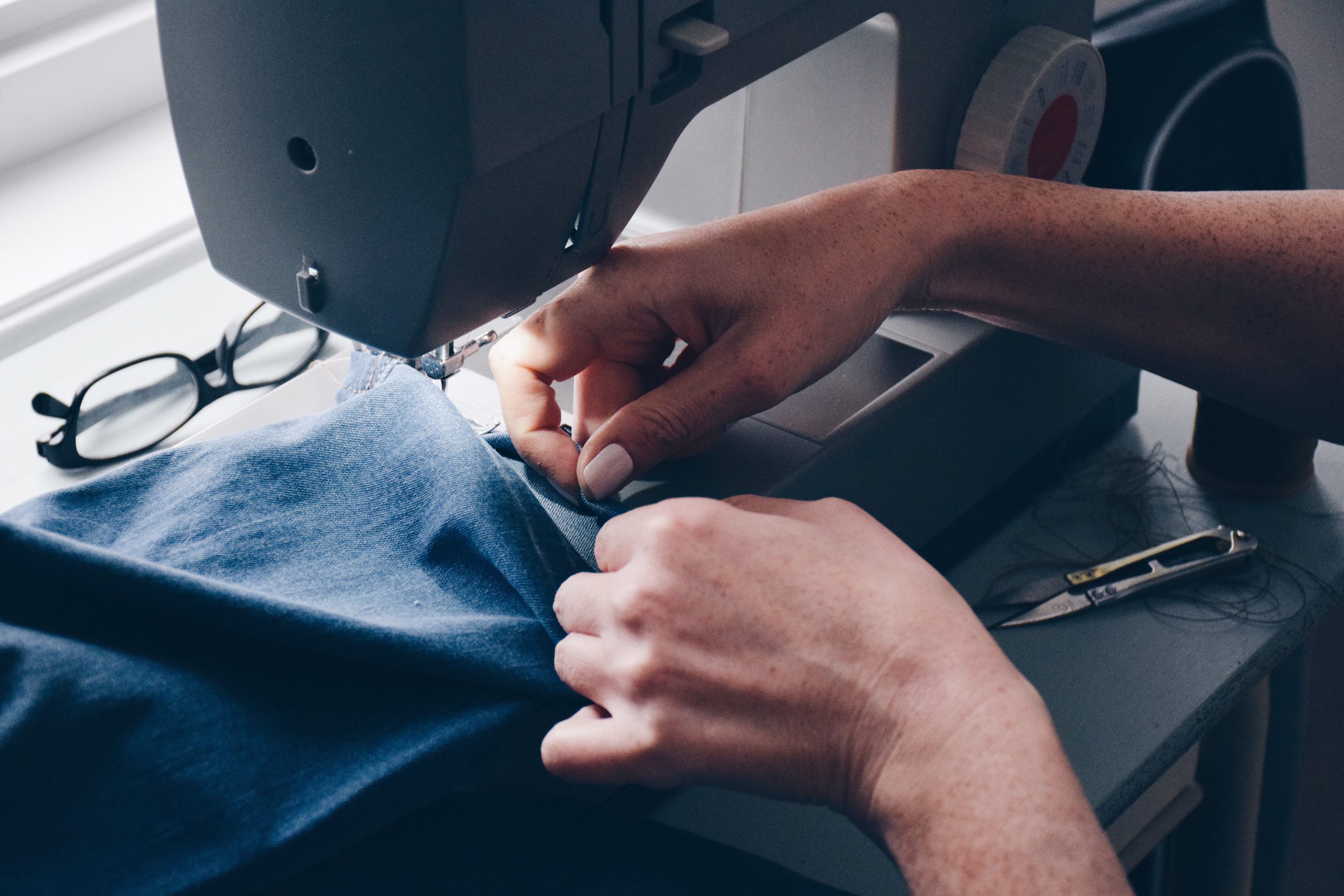 TAKE IN SIDE SEAMS (TAPERING)