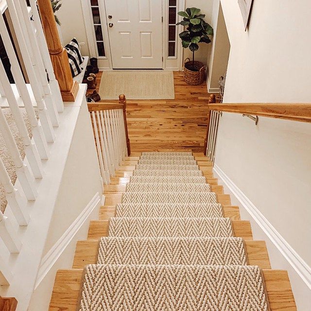 Stairs Carpet Cleaning Per Step