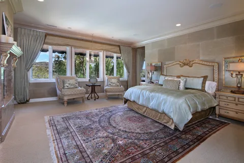 3 Double Bed Carpet Cleaning – Furnished